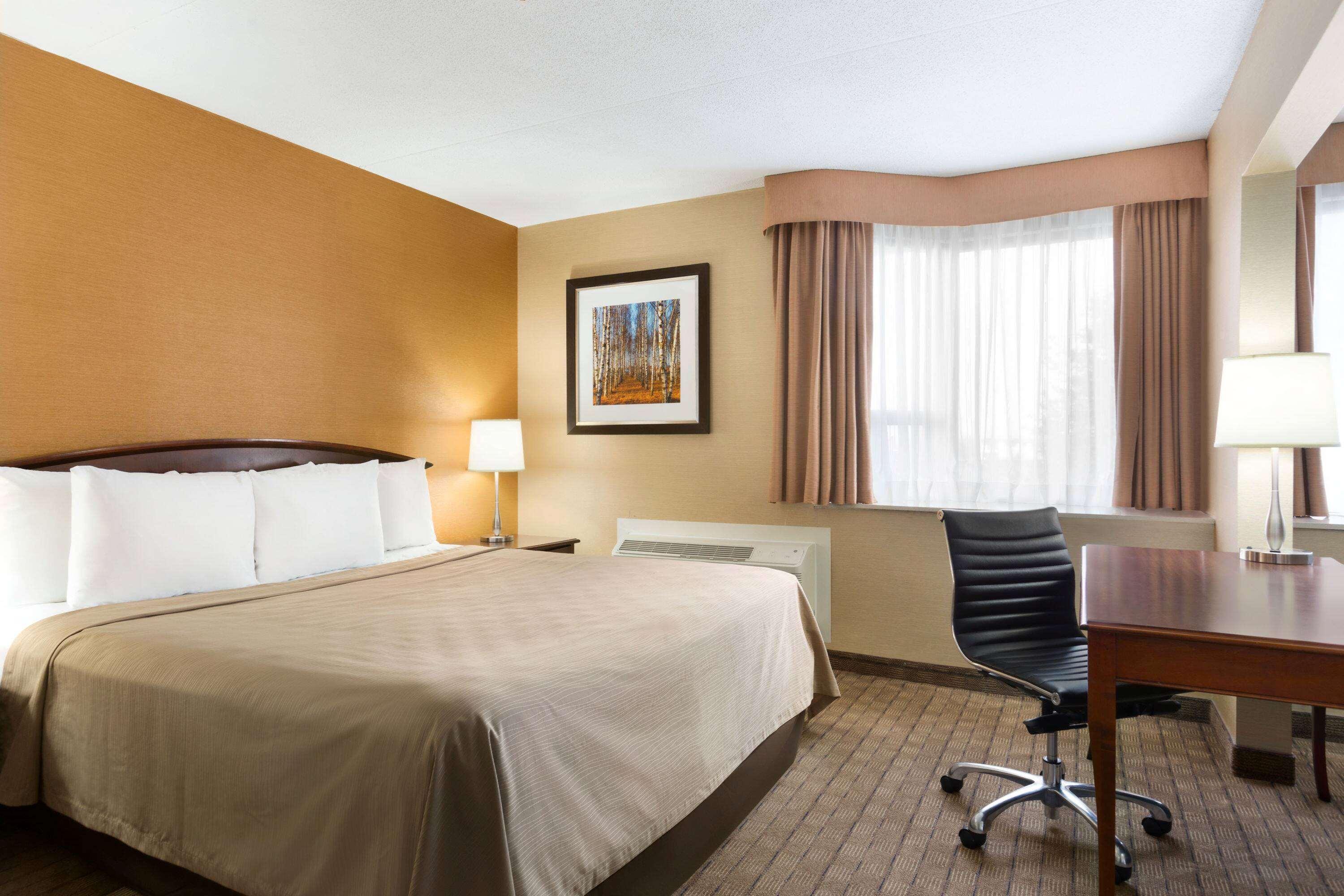 Travelodge By Wyndham Toronto East Dış mekan fotoğraf