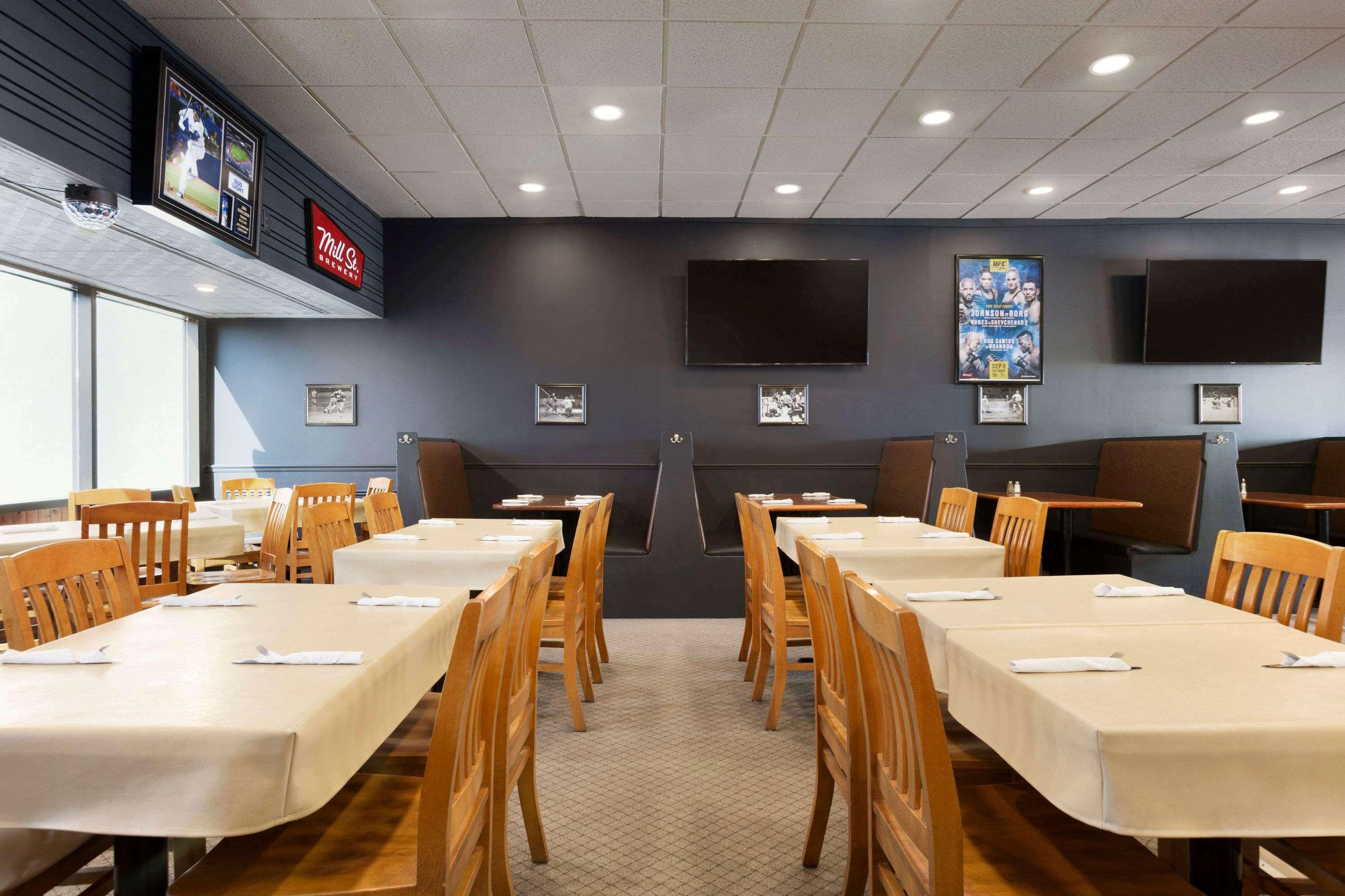 Travelodge By Wyndham Toronto East Dış mekan fotoğraf