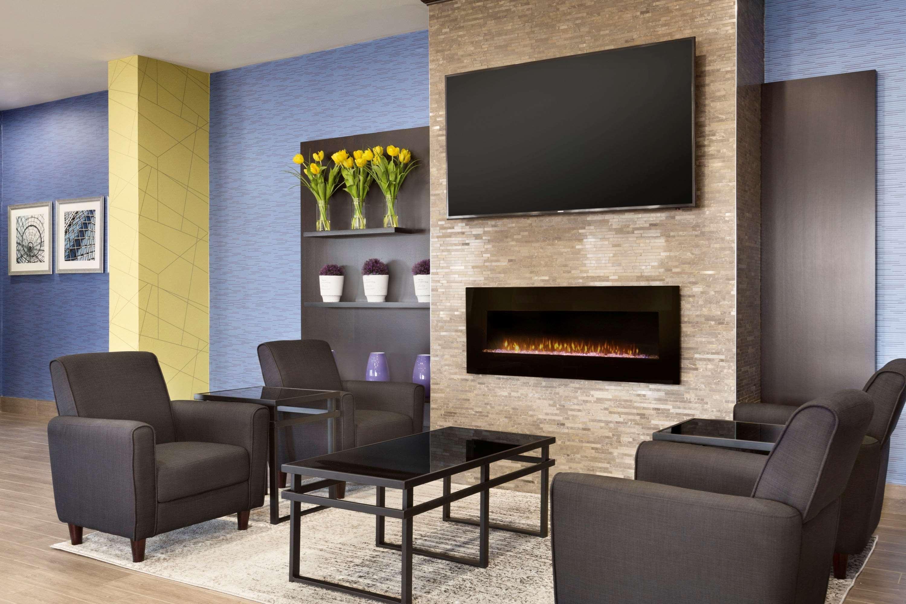 Travelodge By Wyndham Toronto East Dış mekan fotoğraf