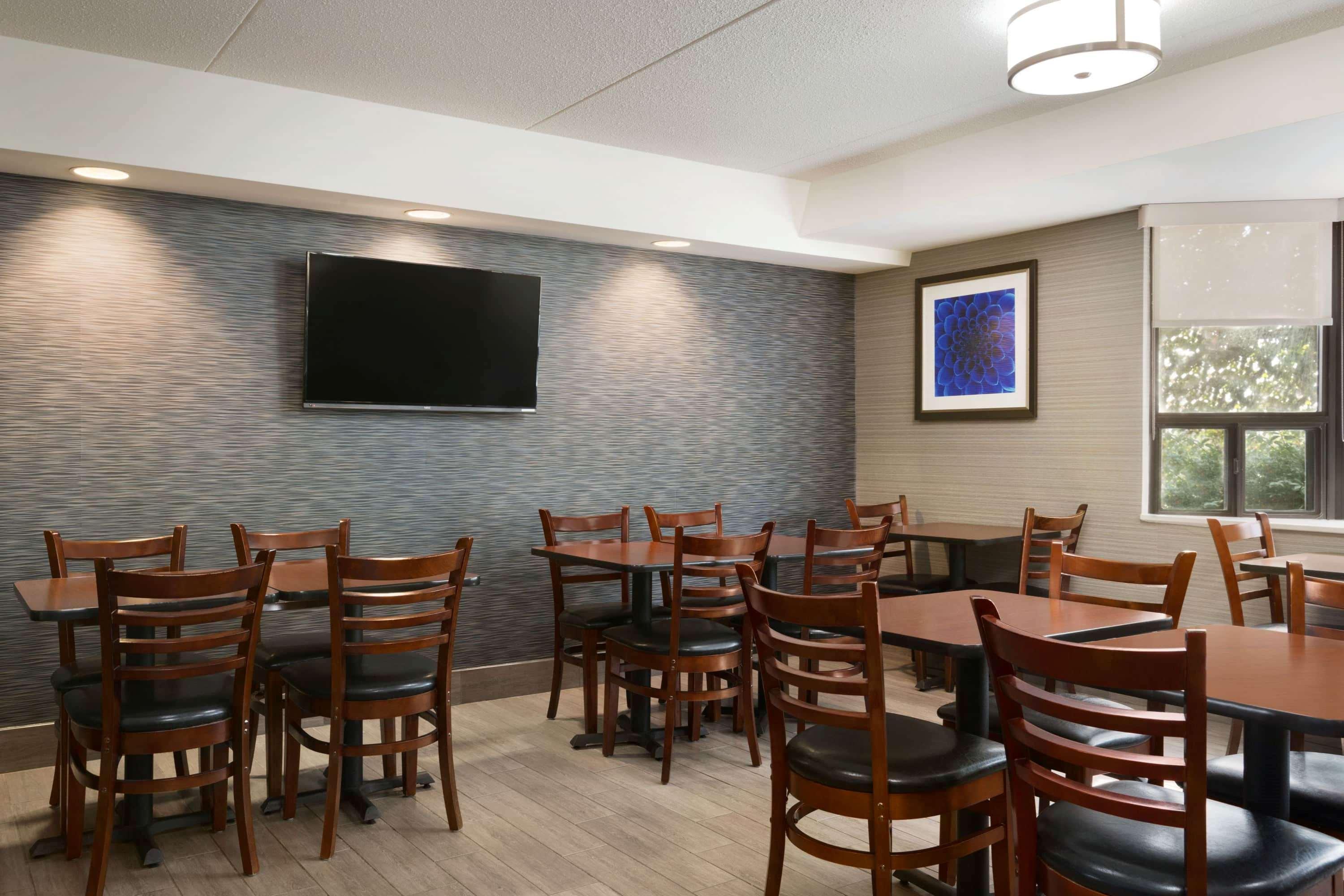 Travelodge By Wyndham Toronto East Dış mekan fotoğraf